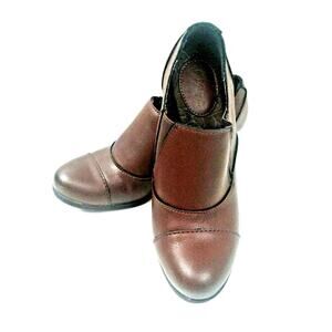 Jaclyn Smith Womens Brown Demi-boot Slip-on with 2.75" Block Heel Size 7M